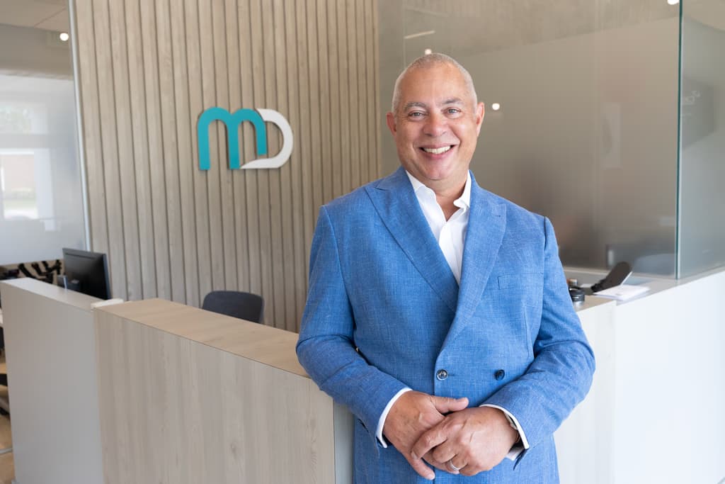 Dr. Miguel Casañas