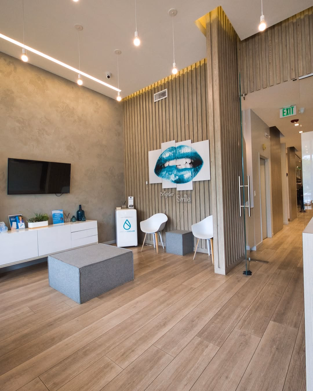 Meadowbrook Dentistry office — Plainview, NY